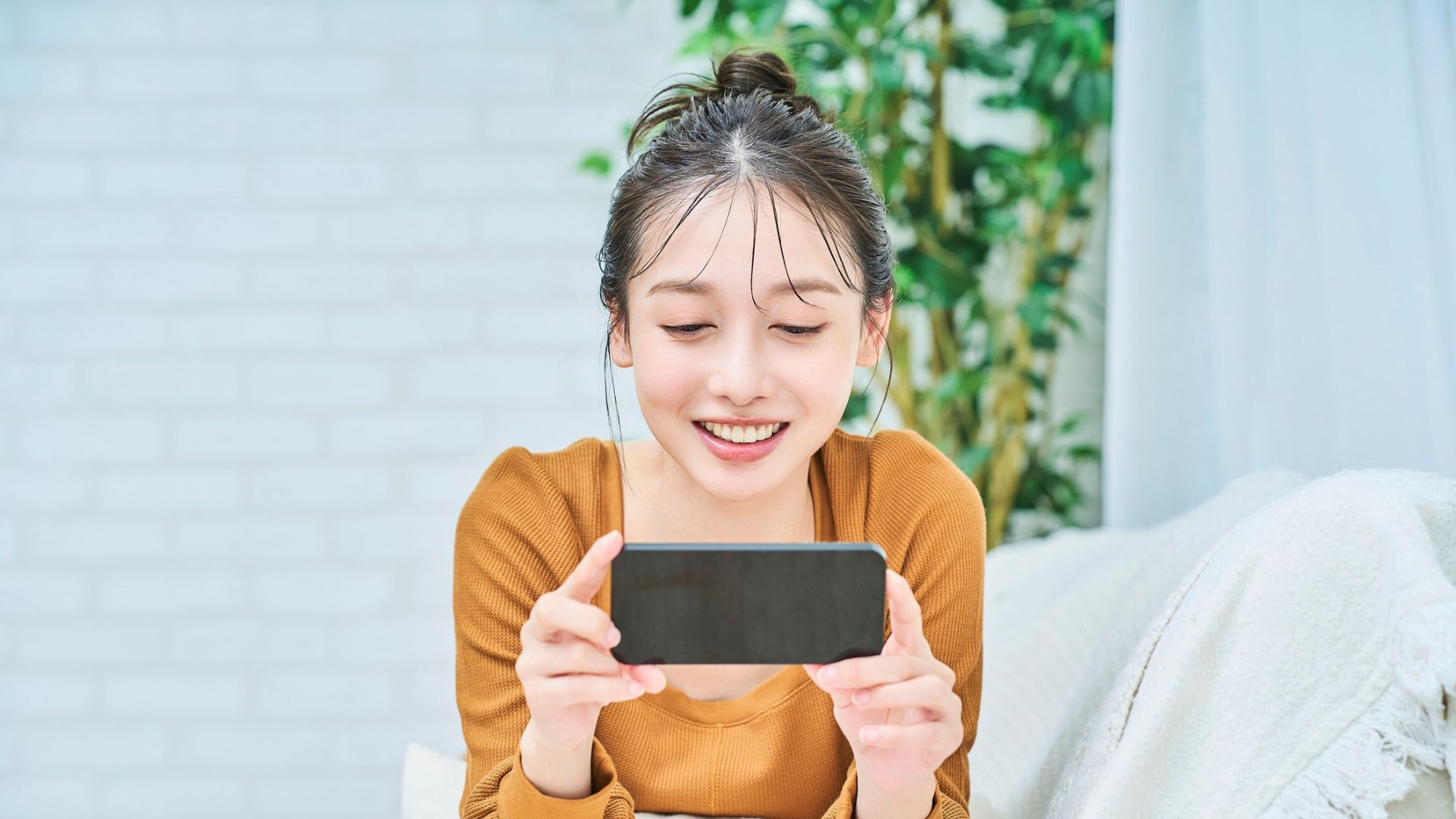インフルエンサーマーケティングに、オリジナルグッズを取り入れる｜選定基準とPR表記