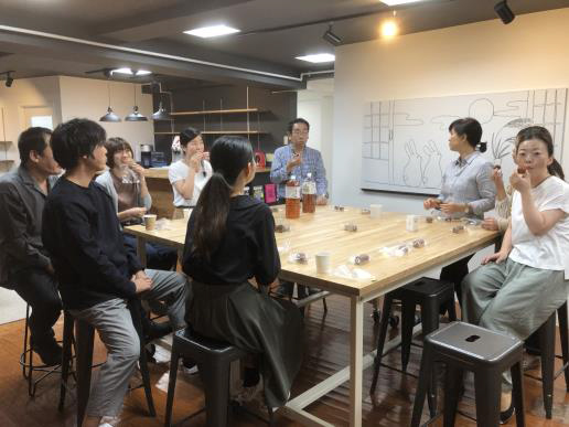 【プレスリリース】特製月餅で社内異文化コミュニケーションを促進